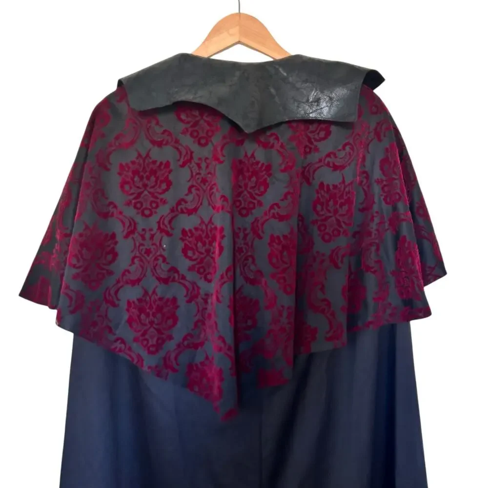 Spirit Halloween Vampire Costume Cape & Pants Sz M - Picture 6 of 11
